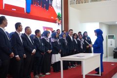 Pembacaan Janji Pengurus