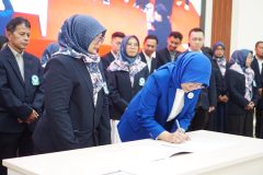 Penandatangan Berita Acara Pelantikan